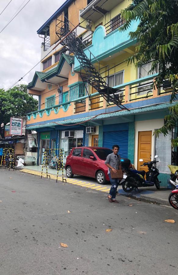Belen Favila Transient Rooms Near Airport Terminal 3 Manila Exterior foto